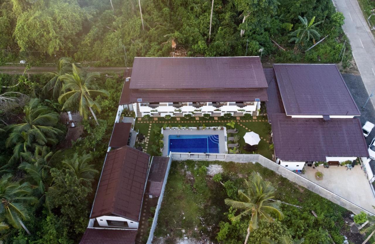 Thistle Inn Panglao Exterior foto